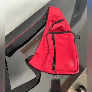 FREE PEOPLE Sprinter Sling -‎ Crimson